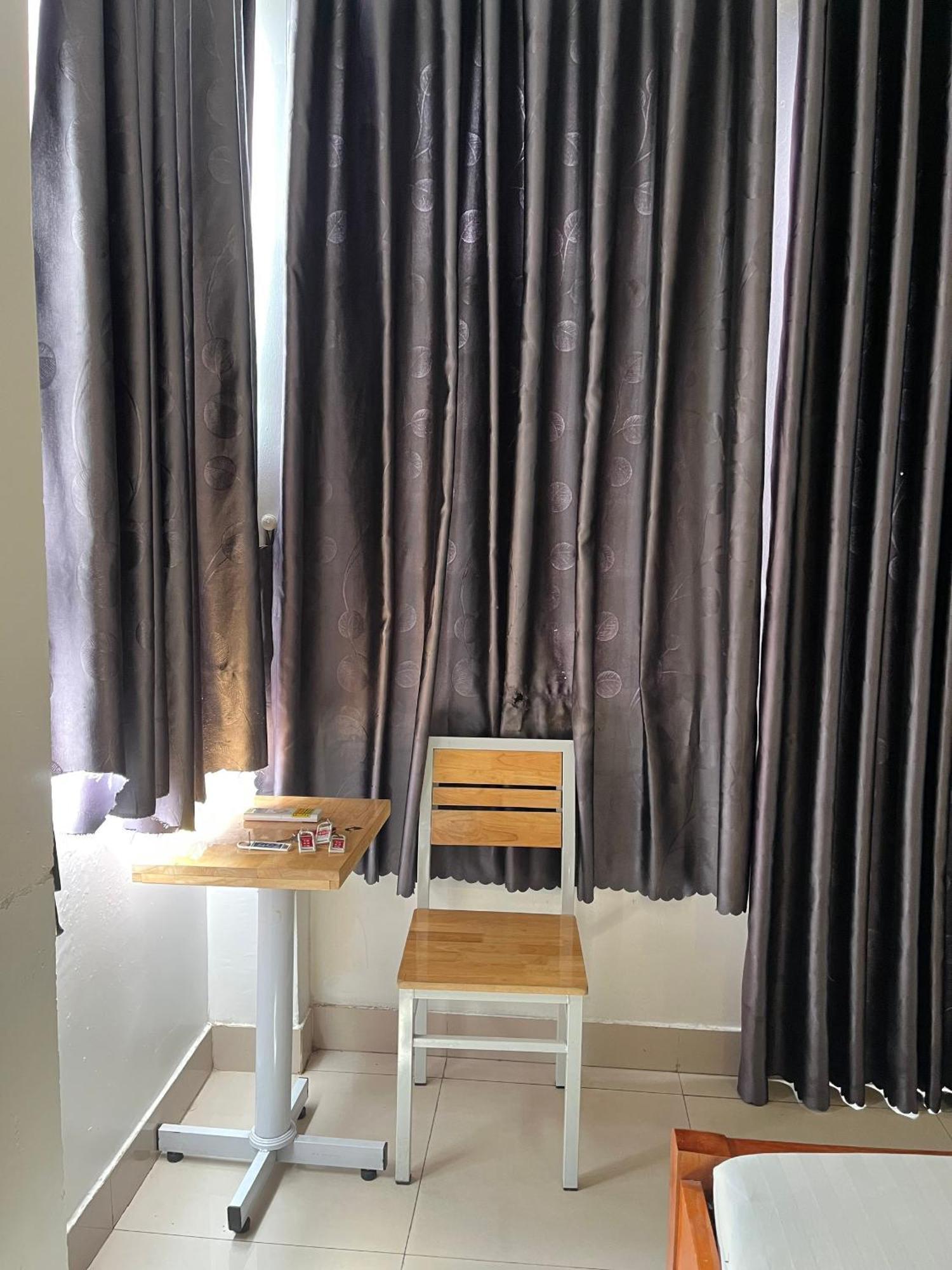 Khach San Anh Dong Hotel TP. Hồ Chí Minh Ngoại thất bức ảnh